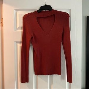 Long sleeve mock neck with cut out